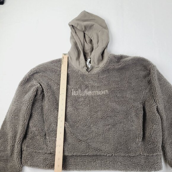 Lululemon Women's Taupe Textured Embroidered Pullover Fleece Hoodie Size 10 - Picture 4 of 6